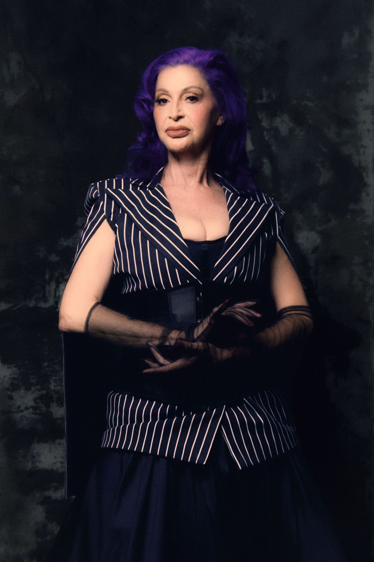 Alejandra La Bogue protagoniza la portada Pride JULIO Issue 2026 de CRXSS Magazine — 8