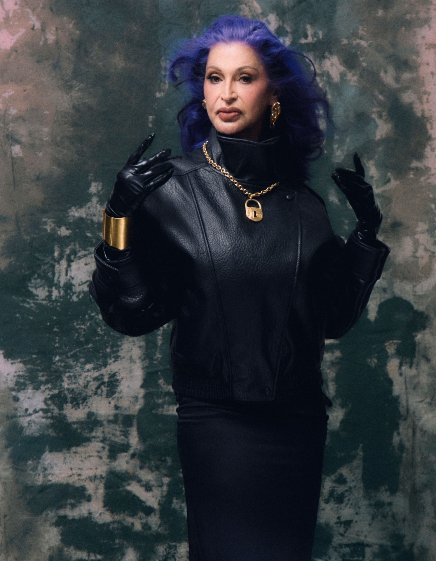 Alejandra La Bogue protagoniza la portada Pride JULIO Issue 2026 de CRXSS Magazine — 4