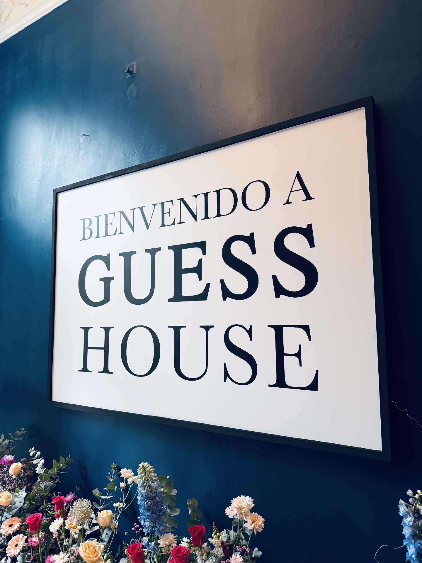 GUESS House llega a Ciudad de México: 20 años de denim, glamour y una historia que comenzó mucho antes de la moda